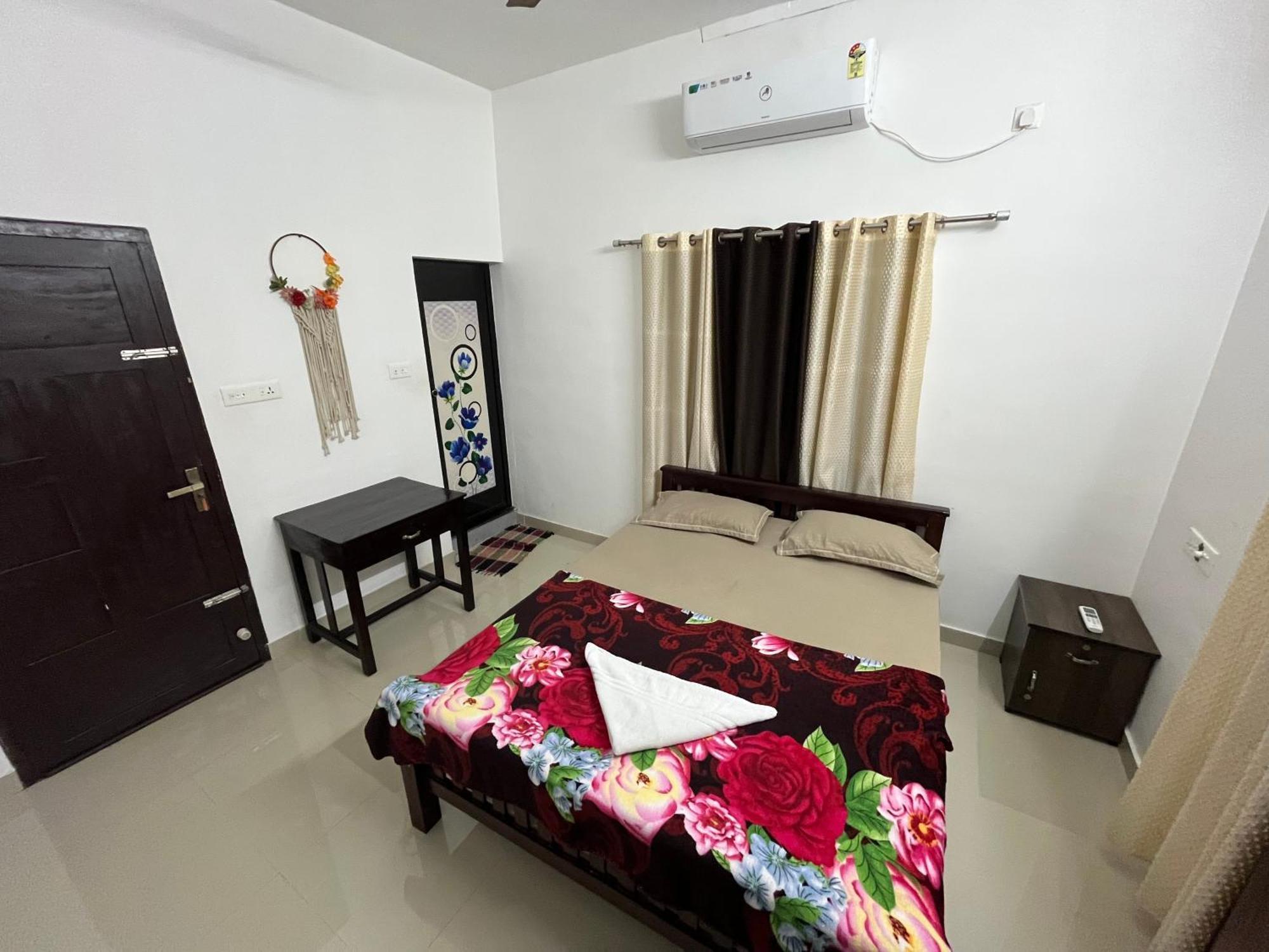 Phoenix Homestay Varkala Bagian luar foto