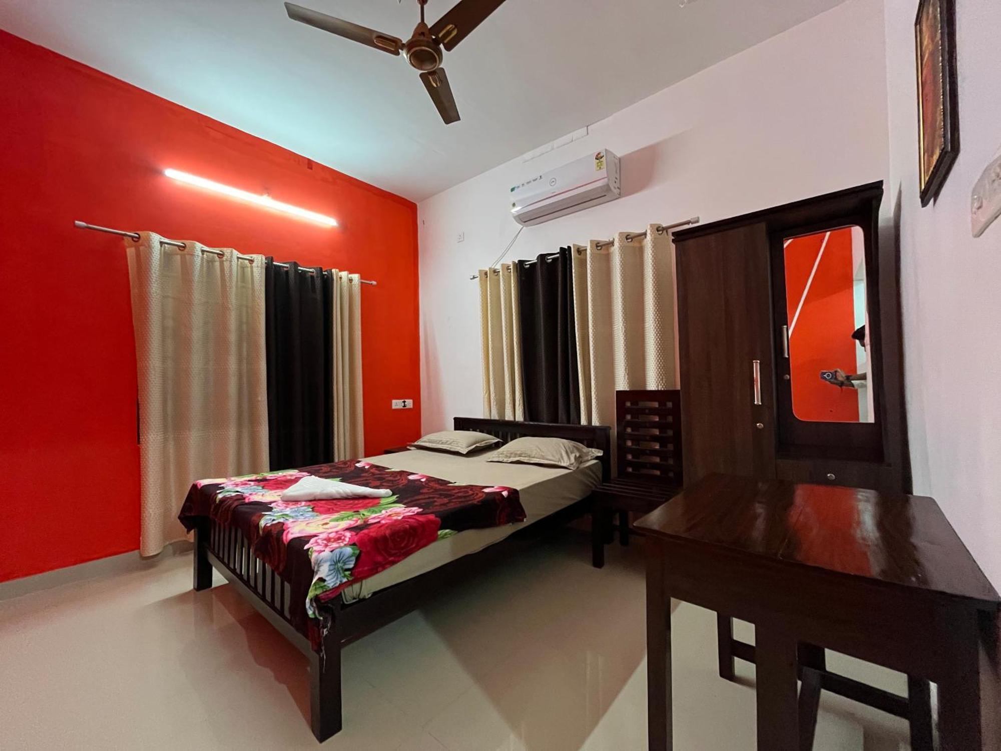 Phoenix Homestay Varkala Bagian luar foto