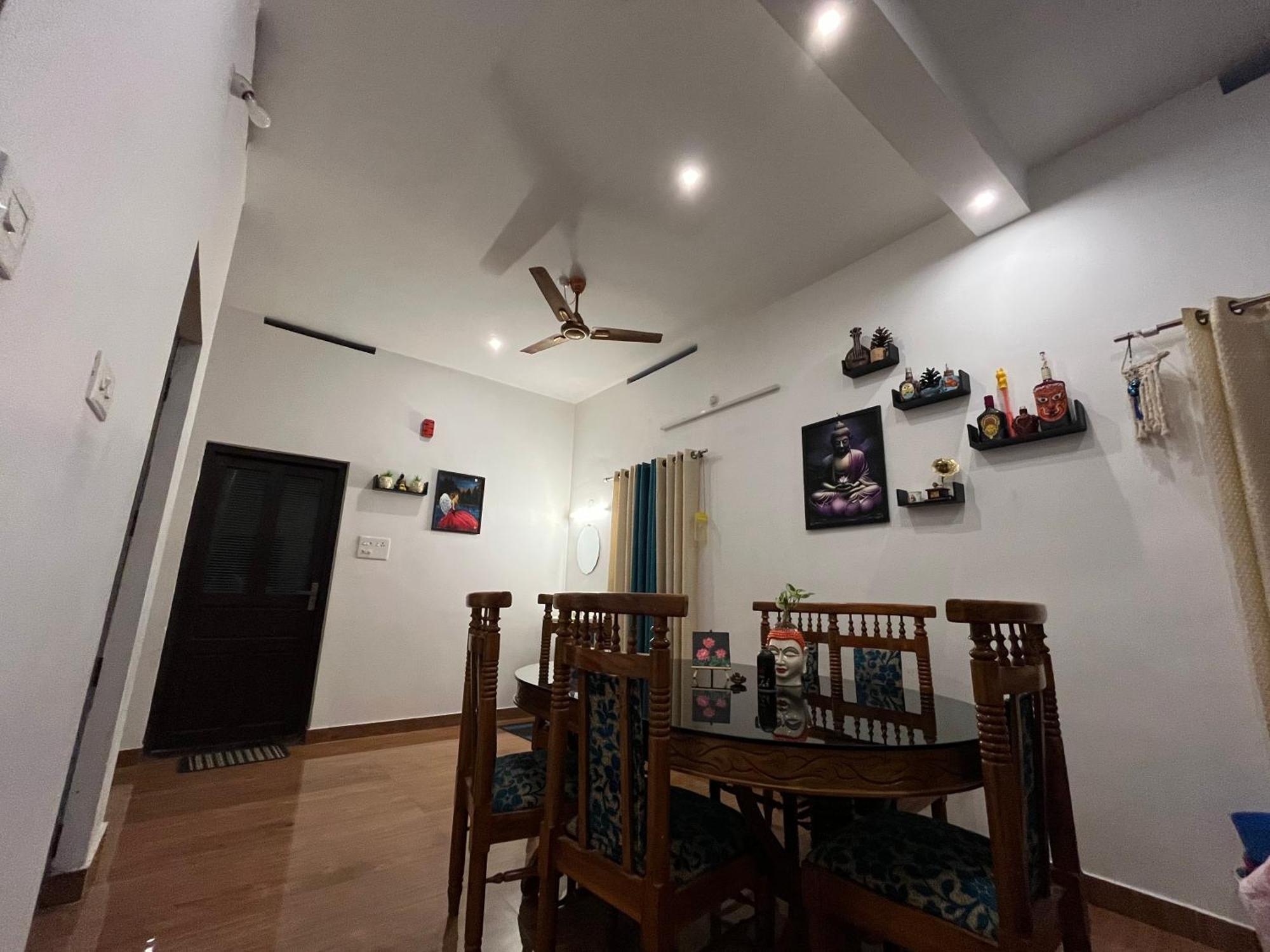 Phoenix Homestay Varkala Bagian luar foto