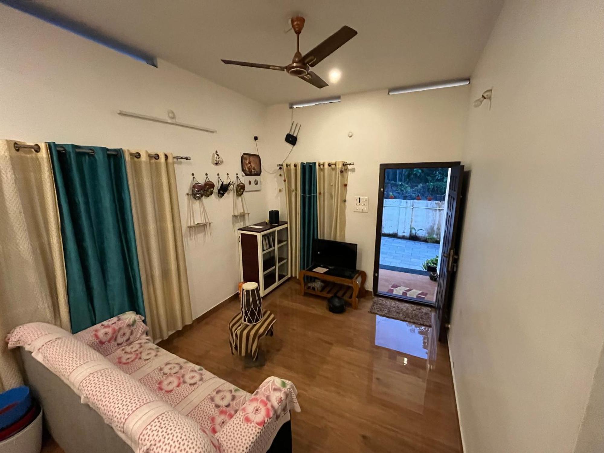 Phoenix Homestay Varkala Bagian luar foto